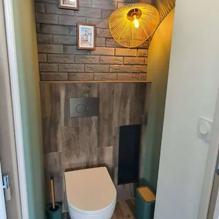 Appartement L'echo Des Vagues ,face Mer, Vue Imprenable, Pour 2 à 4 Personnes *